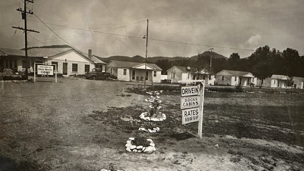Vintage Pic of Dock's Motel in the 1950s