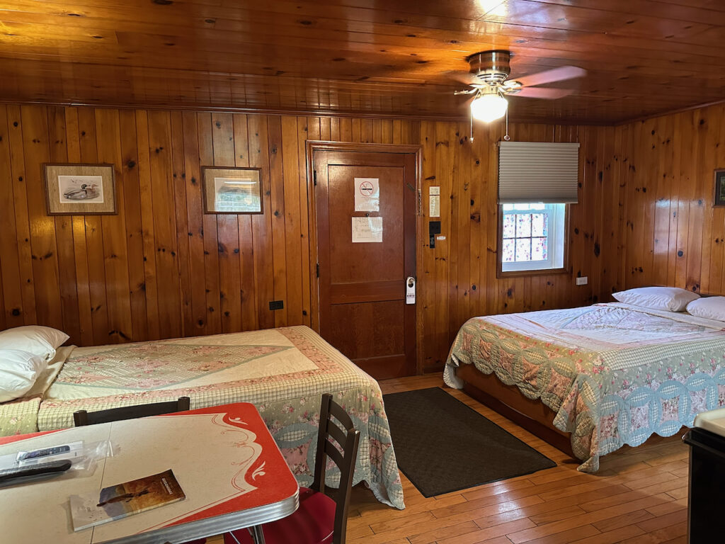2 queen beds in room 12 at docks motel